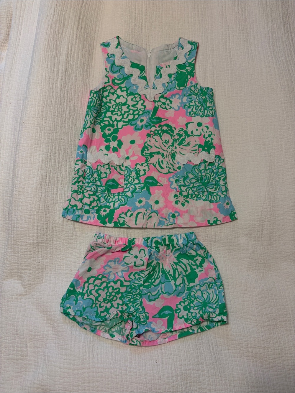 Lilly Pulitzer Sleeveless Floral Pajama Set in Green, Pink & Blue